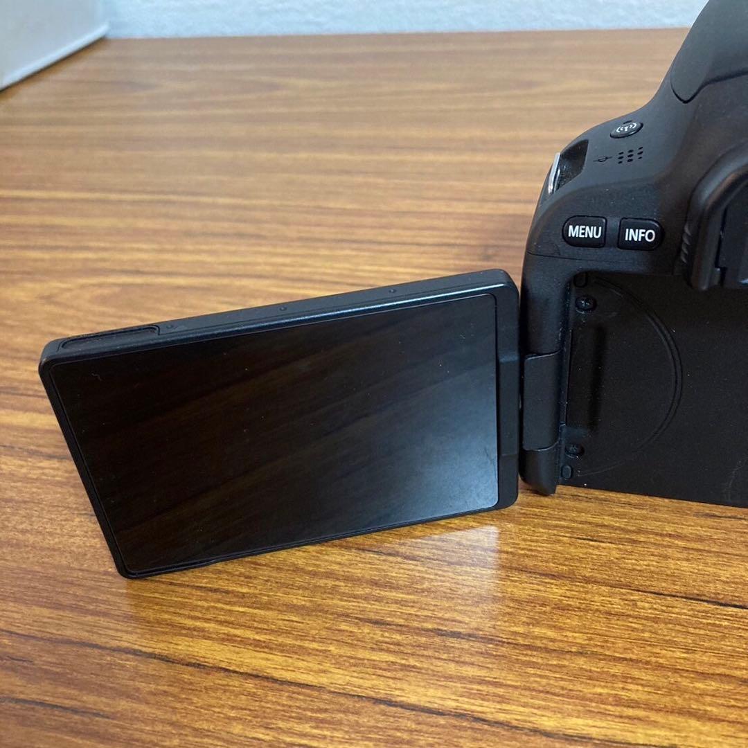 Canon EOS Kiss X9 レンズ２本　Wi-Fiスマホ転送可　単焦点