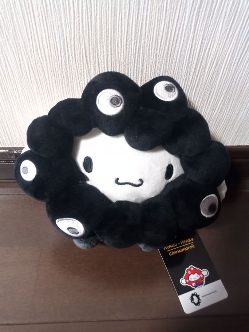サンリオ黒ミャクミャクなりきりぬいぐるみ シナモロールマイメロハローキティー３点