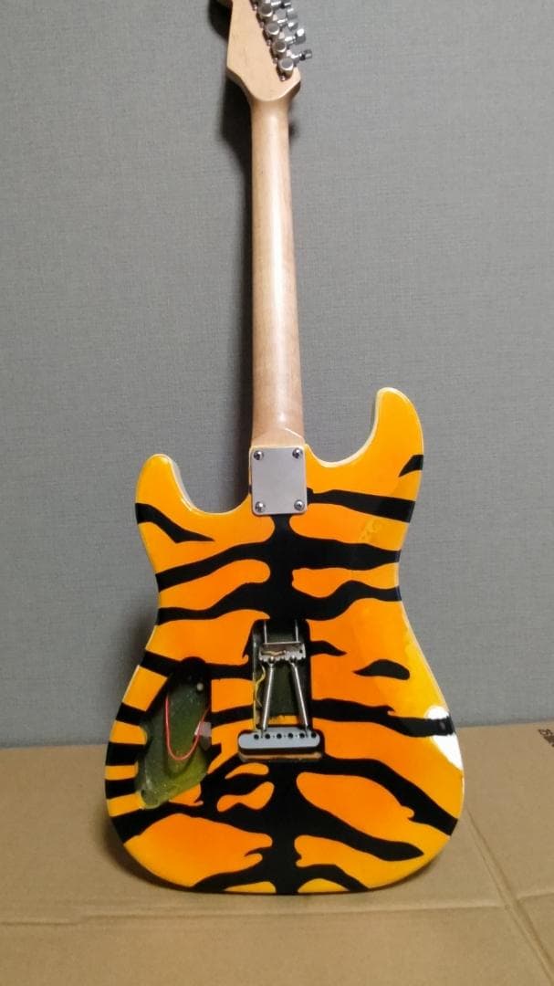 イエロータイガー　自作ギター ボディ＆ネックのみ 本日だけ値下げ
