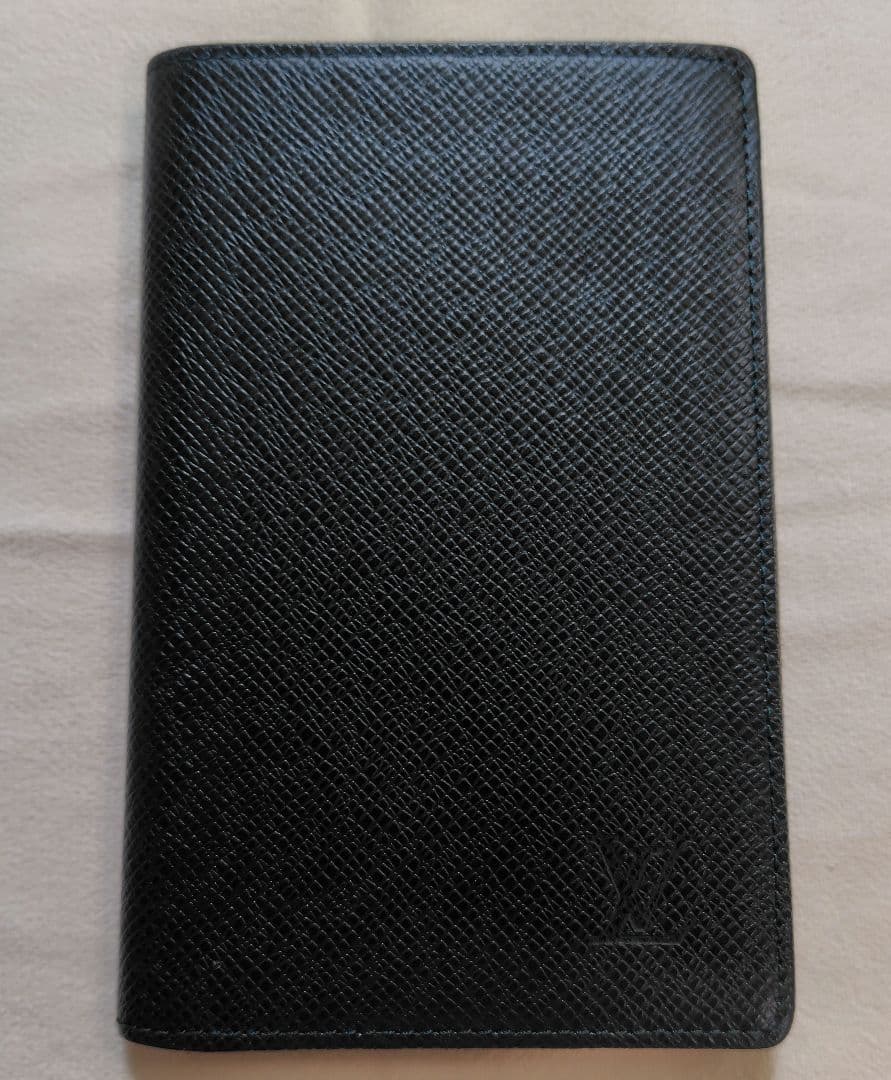 ルイ・ヴィトン タイガレザー パスポートケース