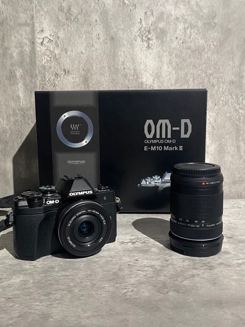 OM-D E-M10 Mark III ダブルズーム