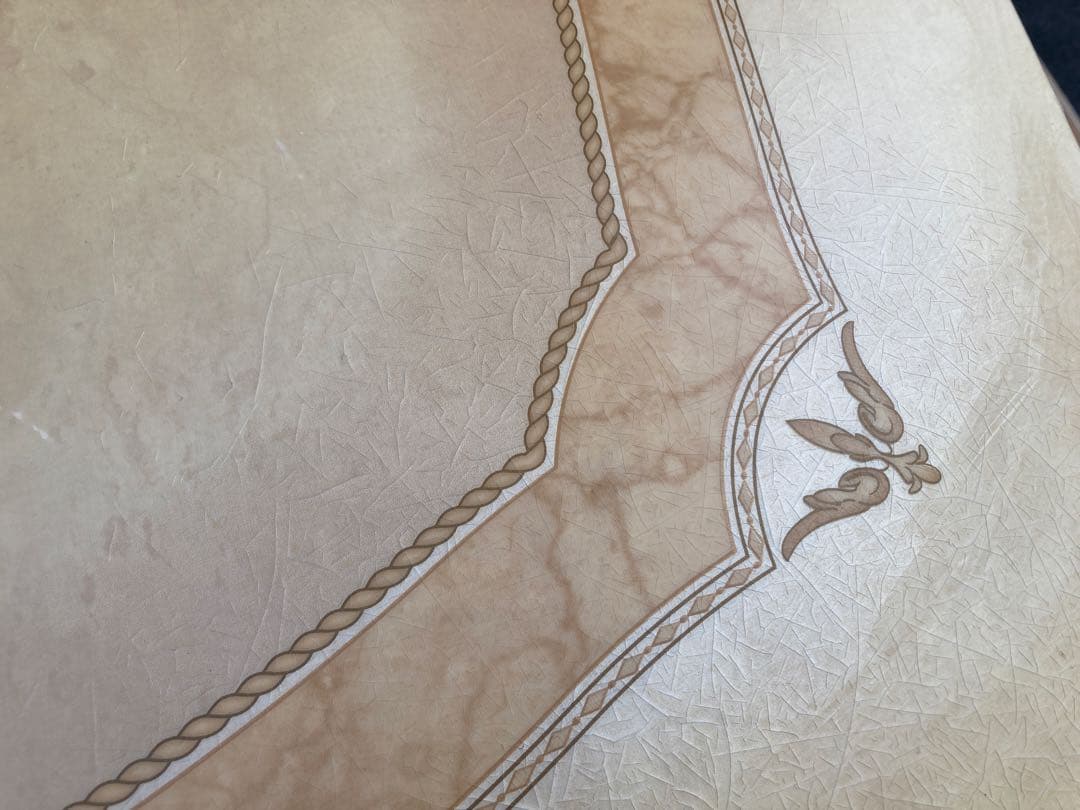 アンティーク調テーブル