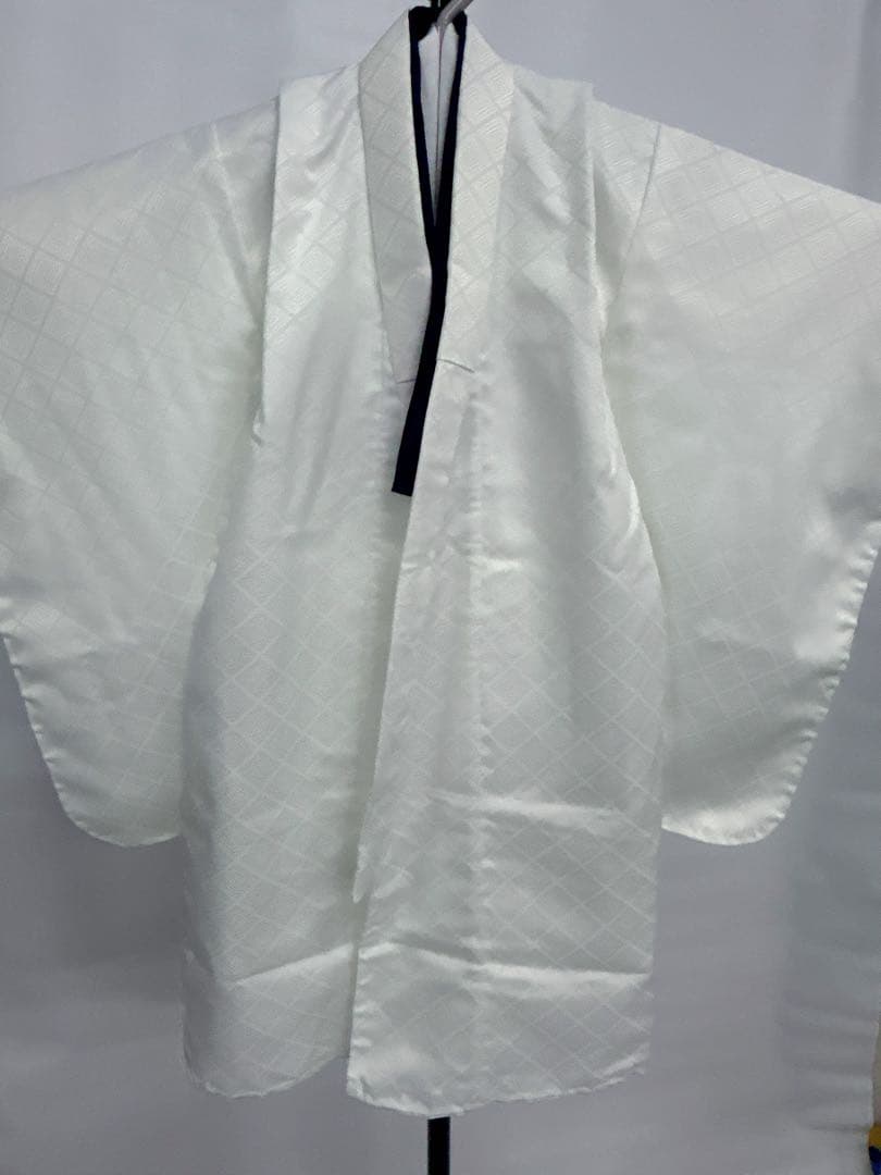 七五三5-7歳の男の子の羽織3点セットブランド:花わらべ．白と黒のグラデーション