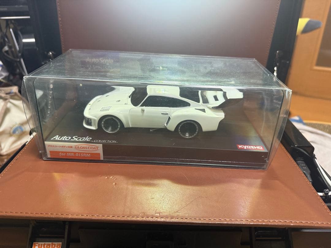 京商ミニッツ　ASC グロスコートボディ仕様　ポルシェ935ターボ/ホワイト