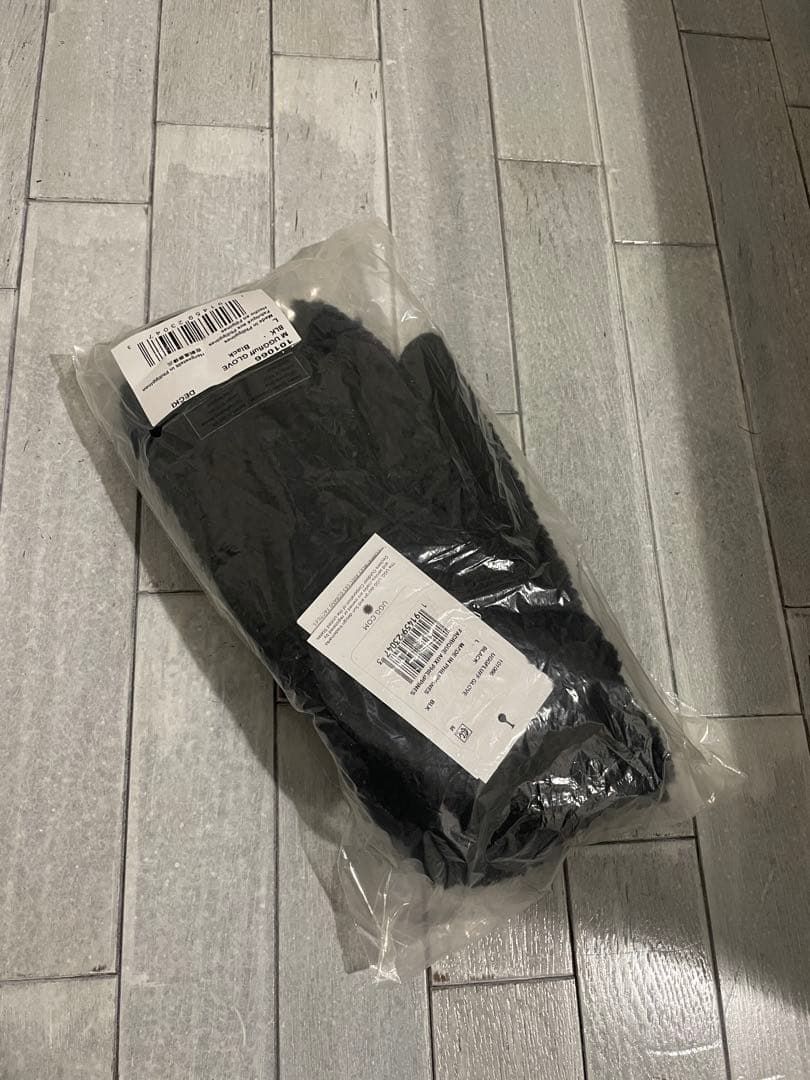 UGG ブラック ボア手袋 新品未使用