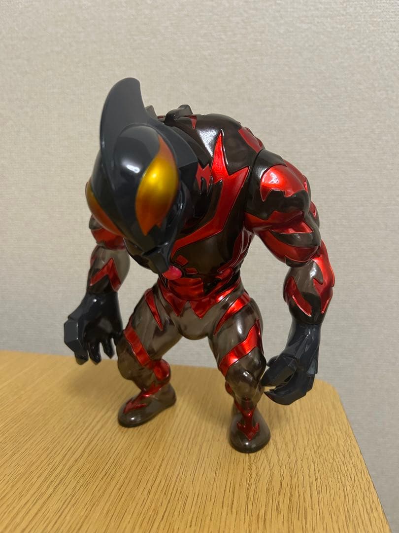ウルトラマンベリアル　momoco studio ソフビ