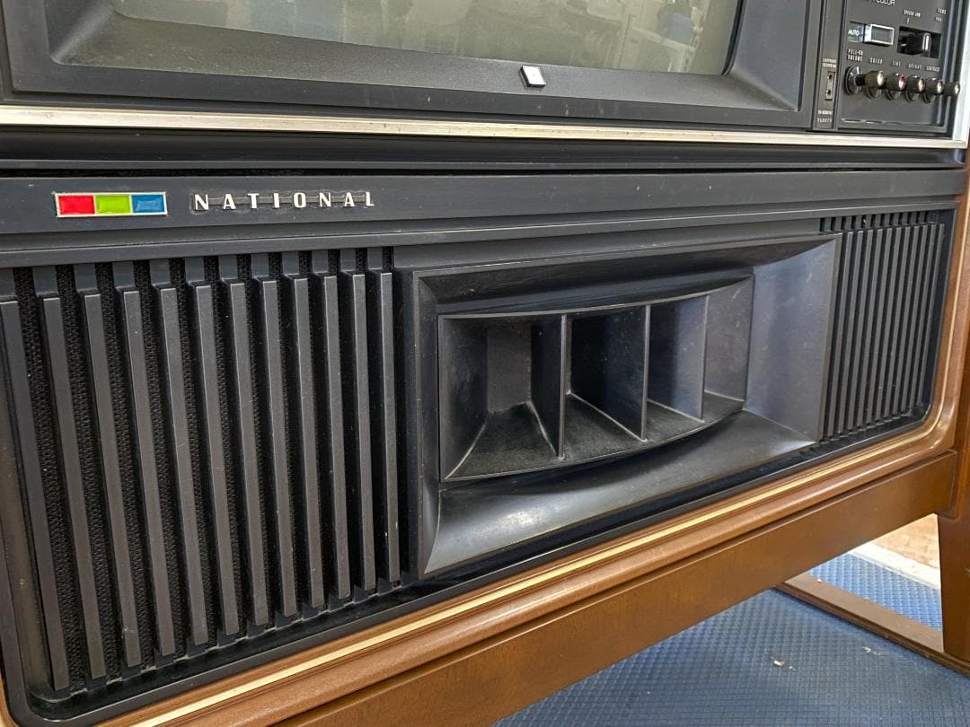 昭和レトロ　ナショナル　カラーテレビ　パナカラー TH-8500F