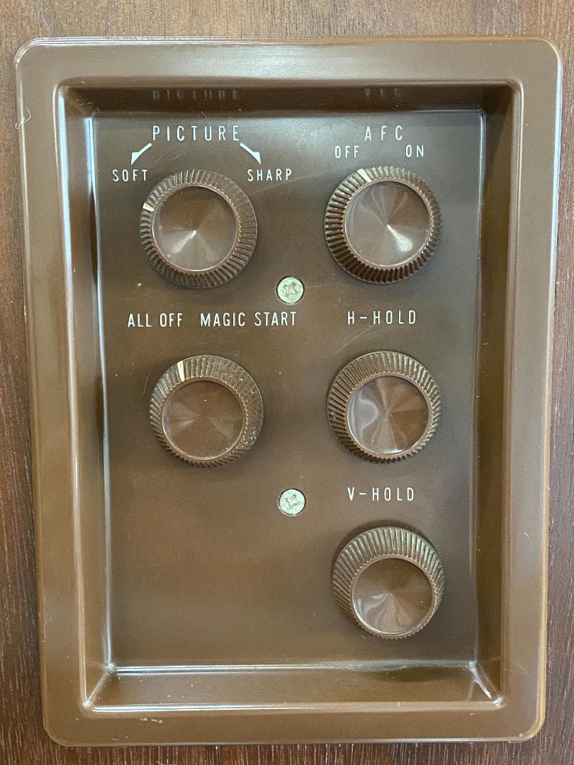 昭和レトロ　ナショナル　カラーテレビ　パナカラー TH-8500F