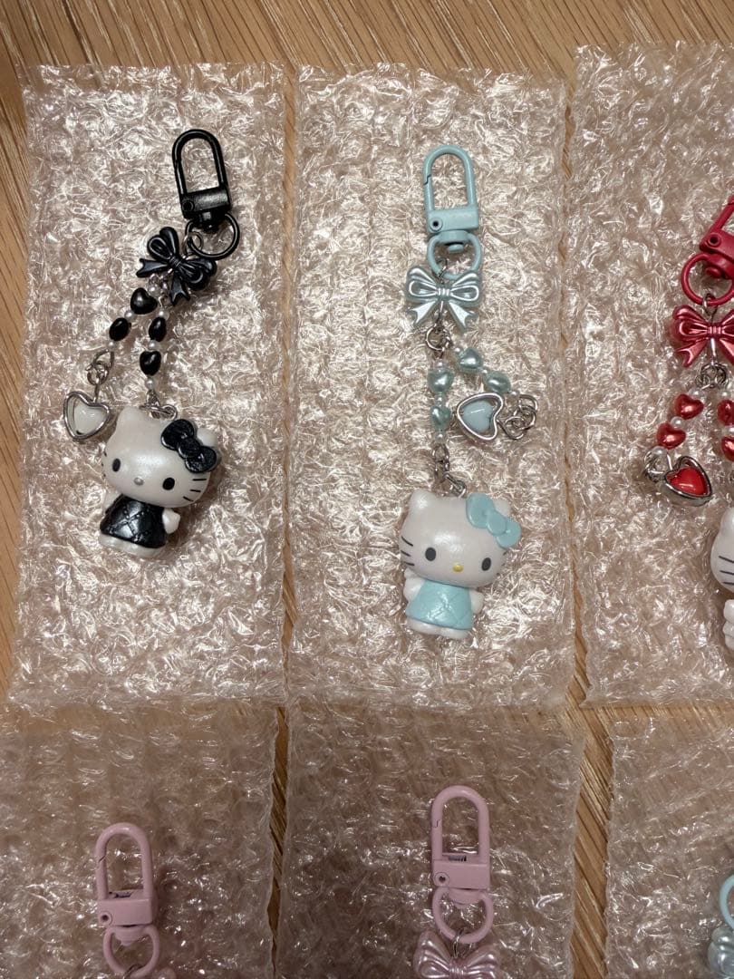 サンリオ　ハローキティ シークレットキーホルダー 8個セット