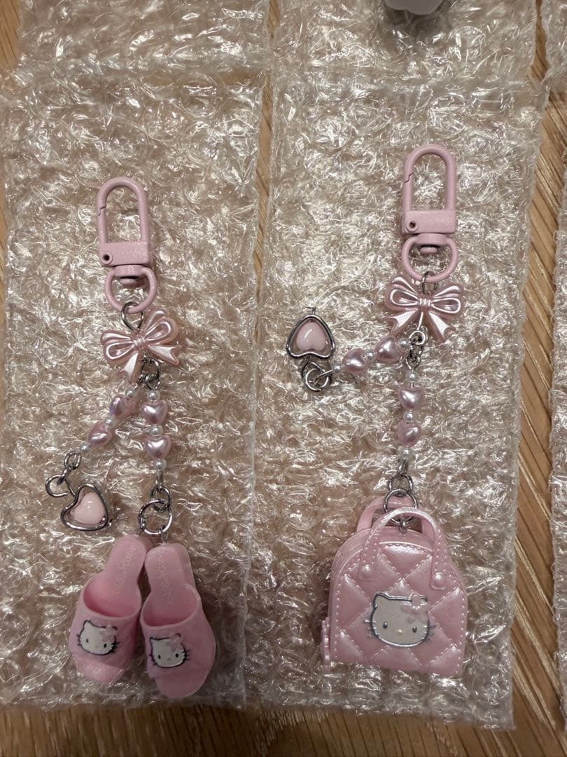サンリオ　ハローキティ シークレットキーホルダー 8個セット