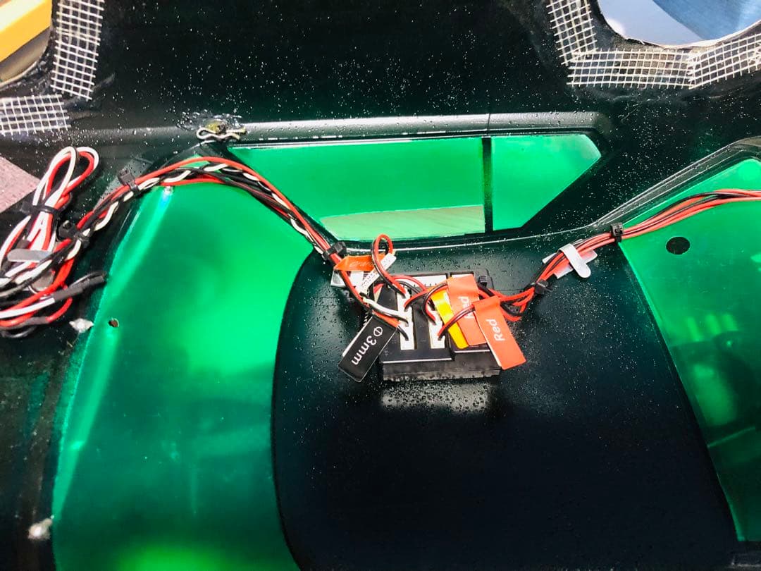 ラジコン　ラジコンボディ