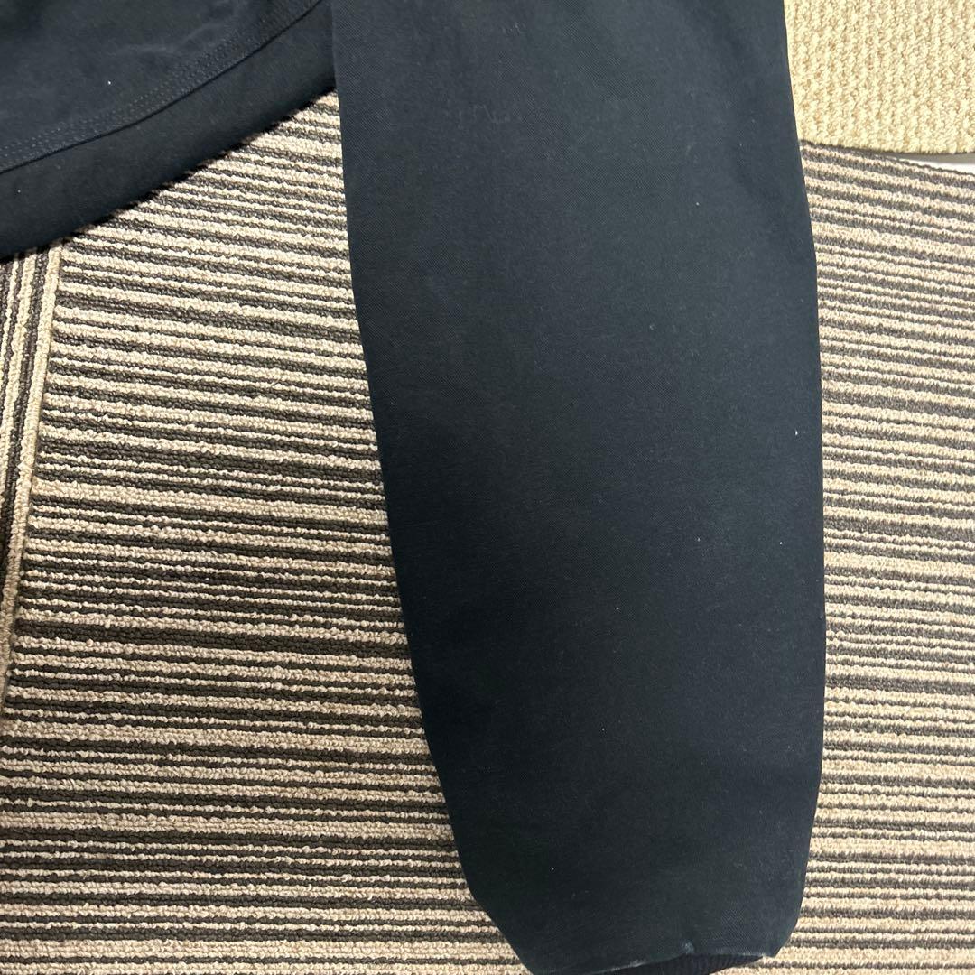 Carhartt ブラック アクティブジャケット