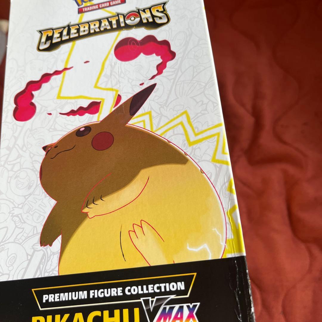 ポケモンカード ピカチュウVMAX フィギュア プロモ セレブレーション