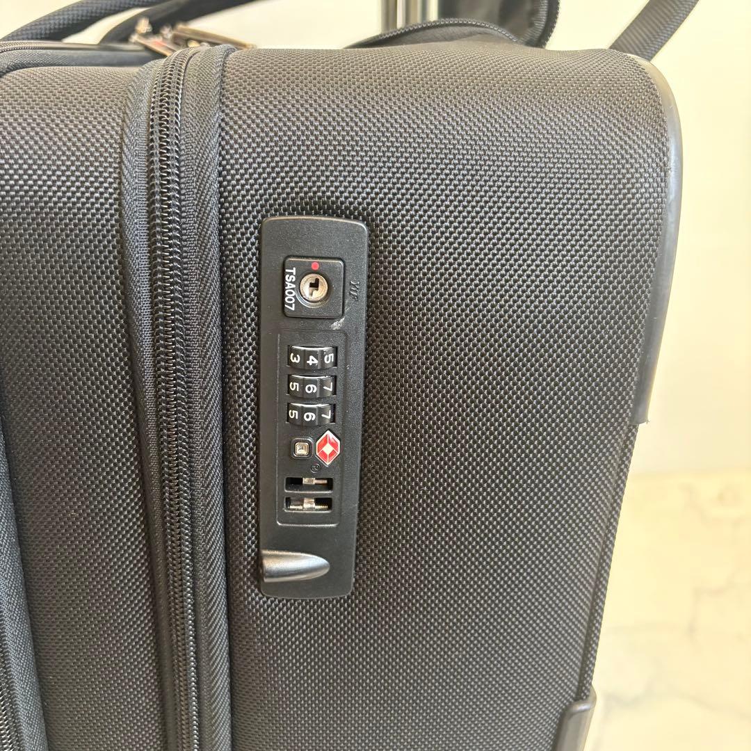 極美品 サムソナイト ビジネスキャリー「PRO-DLX4」機内持ち込 黒