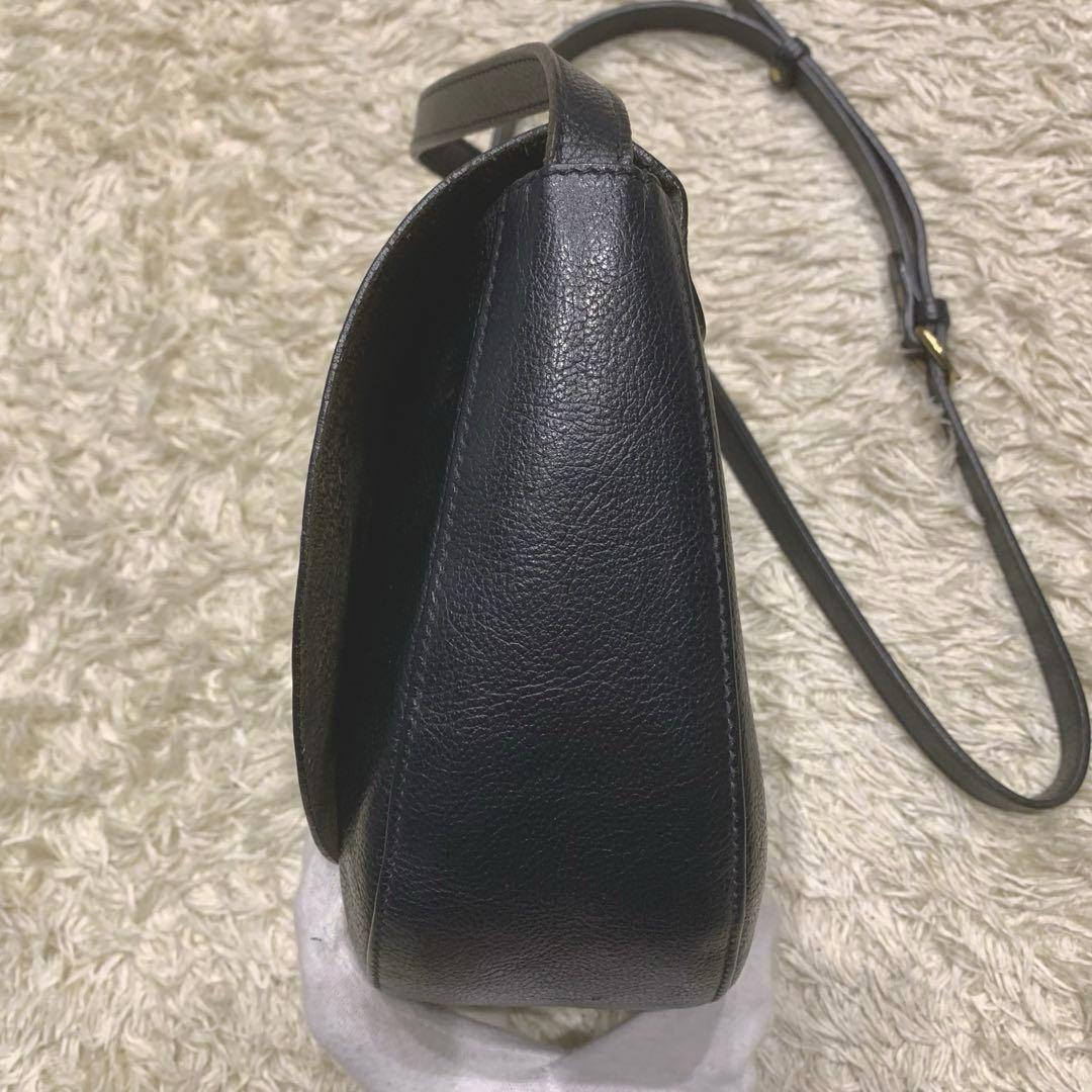 極美品✨イルビゾンテ ショルダーバッグ 現行 クロスボディバッグ ブラック