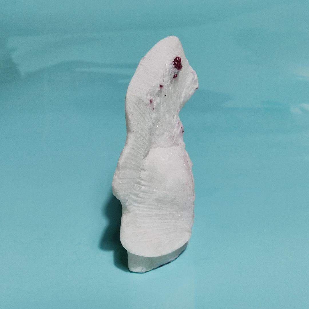 パワーストーン　天然石　大理石中のスピネル　原石　254g　No.29