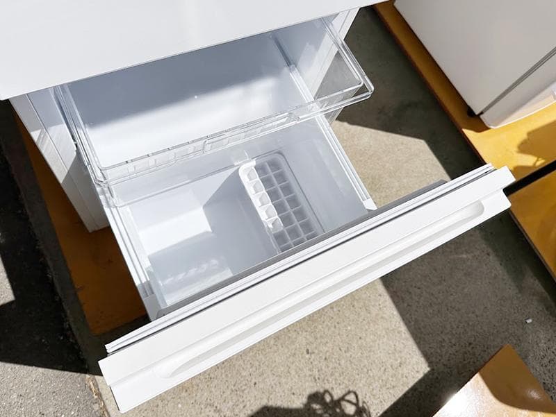 パナソニック 2024年製 パーソナル冷凍冷蔵庫 180L ホワイト