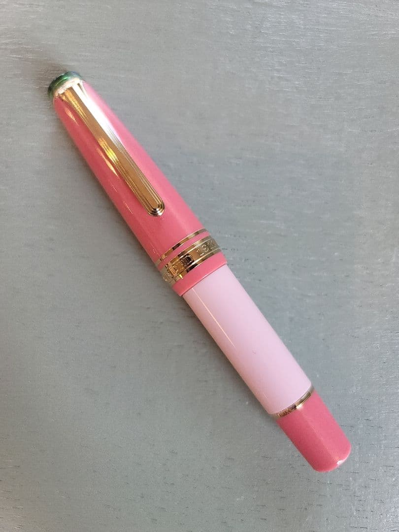 ❁⃘*.゜ プロフェッショナルギア スリムミニ 静岡苺 F 箱なし。美品です。