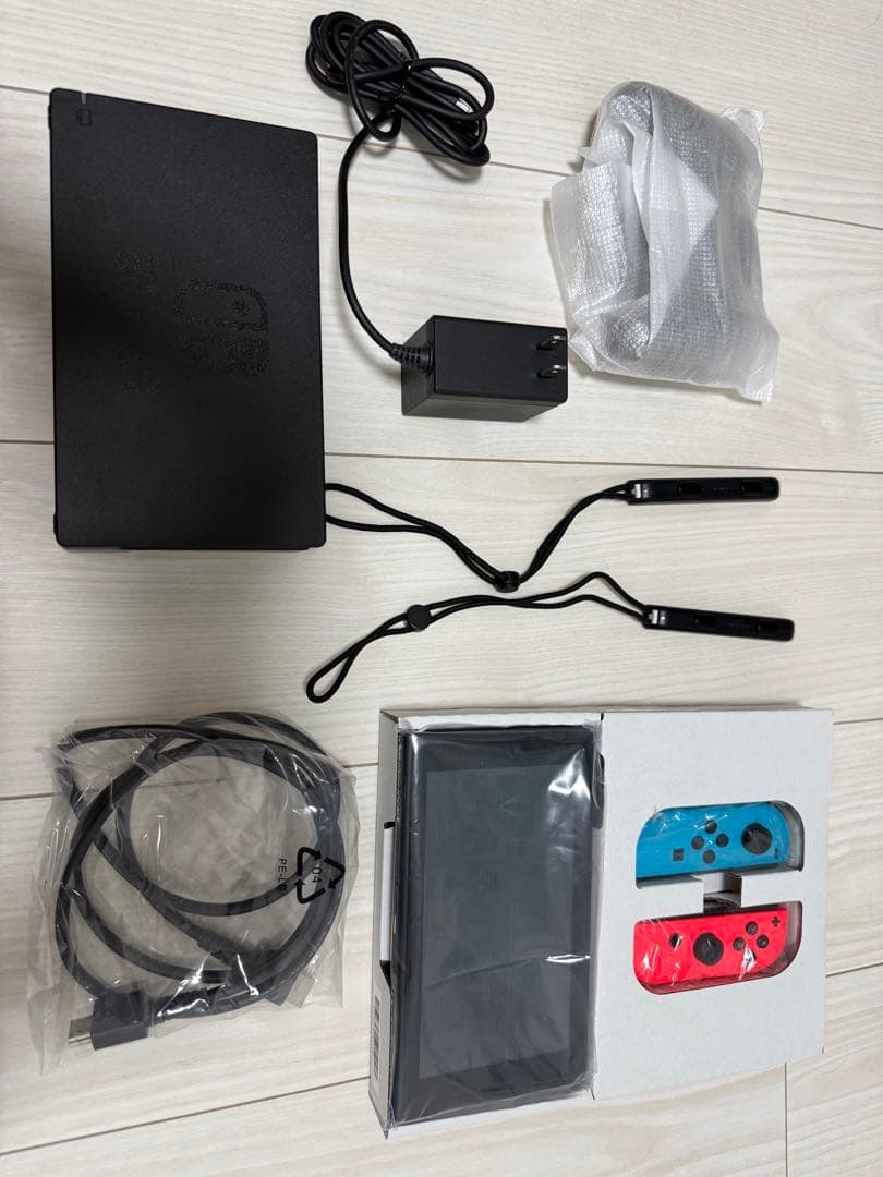 Nintendo Switch ネオンブルー/レッド 本体 ソフト【2本付き】