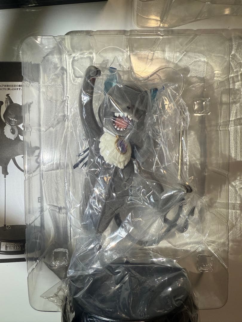 ツイステッドワンダーランド 2022年 グリム フロッキーフィギュア