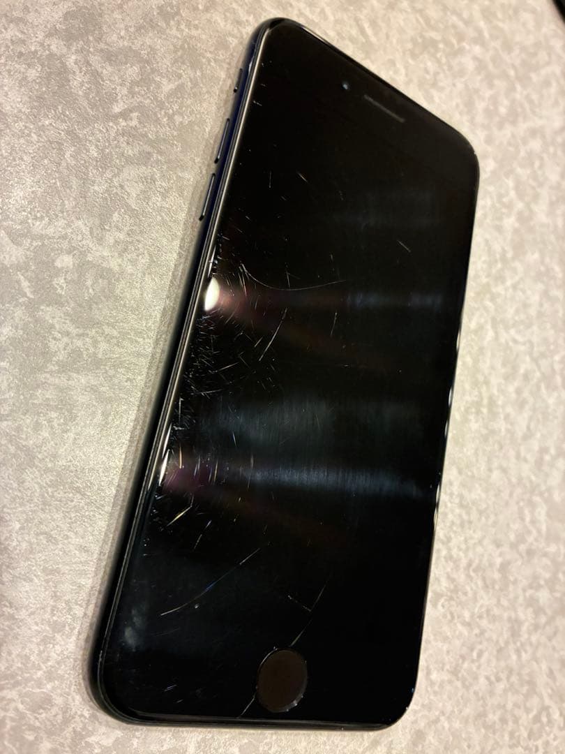 iPhone SE2 ブラック 64 GB SIMフリー