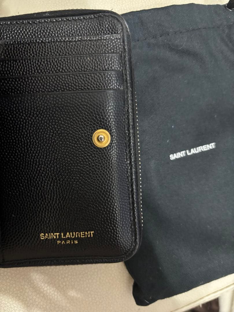 本日限定値下げ！ SAINT LAURENT ブラック 二つ折り財布