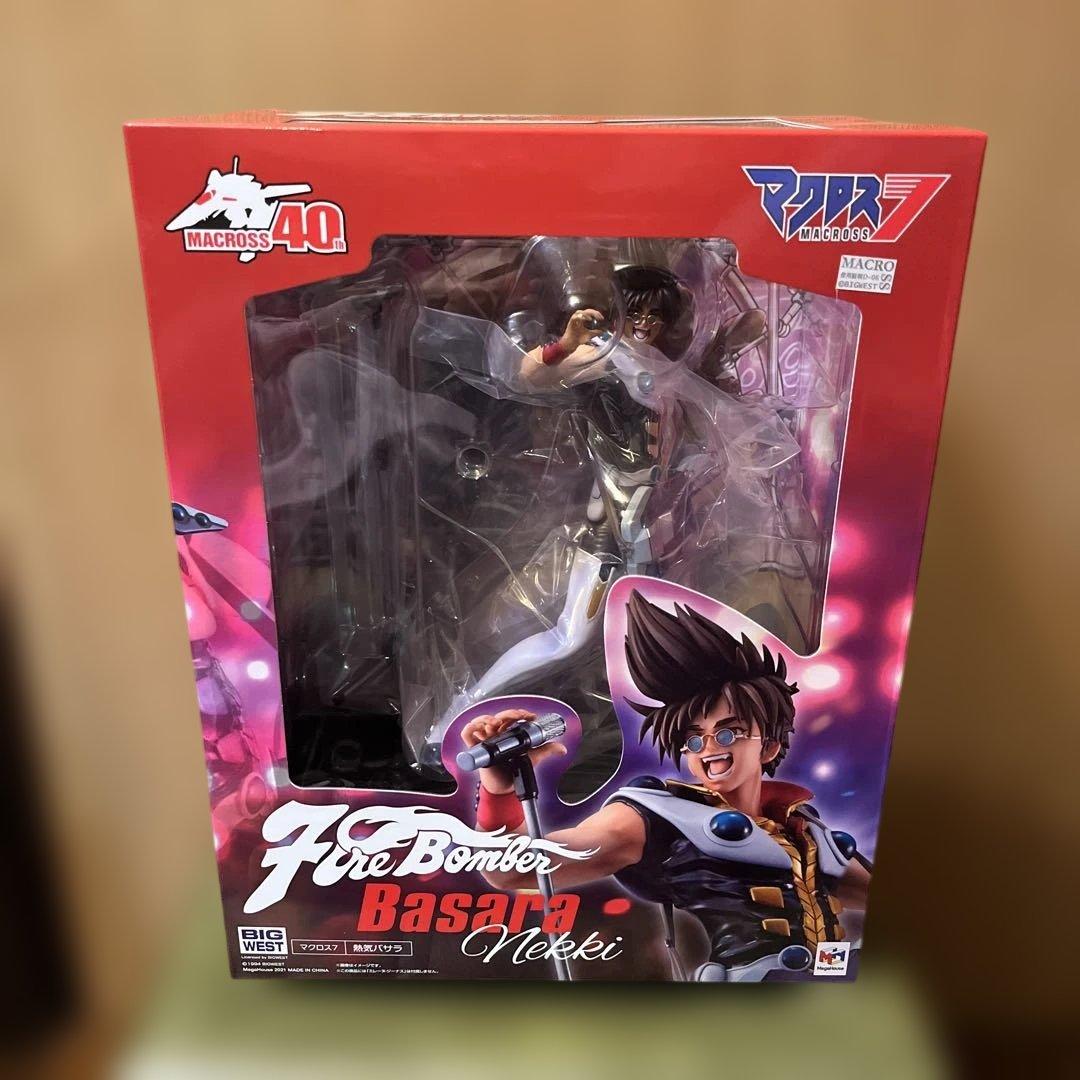 マクロス7　Fire　Bomber 熱気バサラ　フィギュア