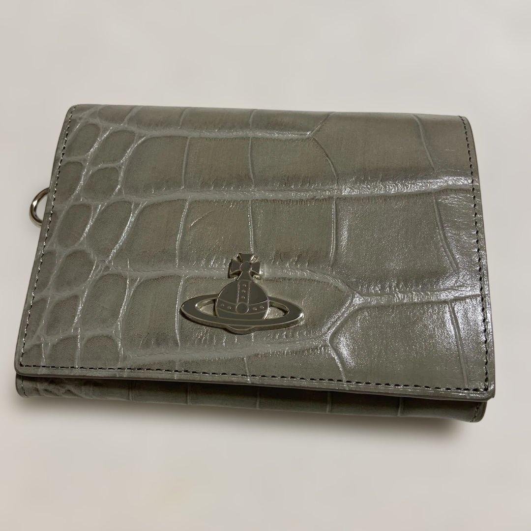 Vivienne Westwood 二つ折財布グレーチャームなし　アウトレット