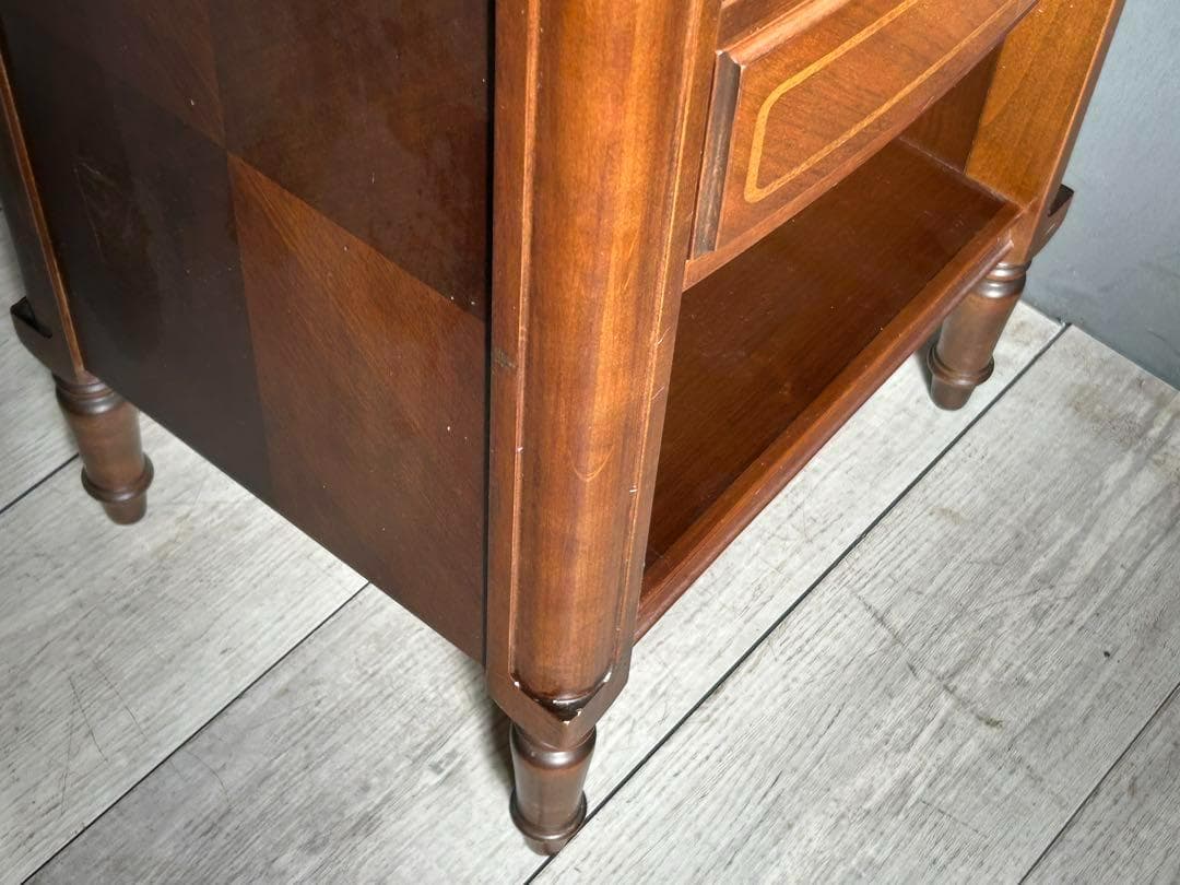 ② フランスベッド　ヨーロピアン　クラシカル　ナイトテーブル　アンティーク　IG