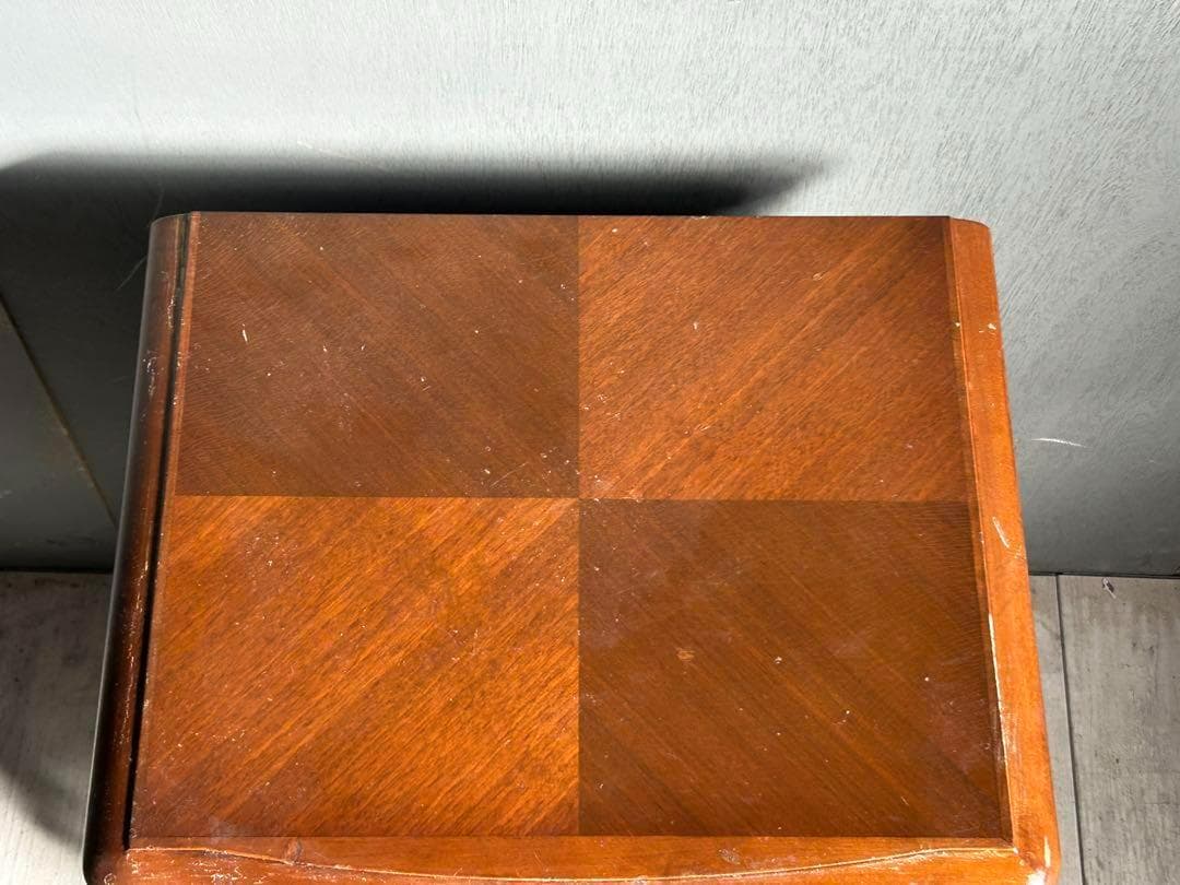 ② フランスベッド　ヨーロピアン　クラシカル　ナイトテーブル　アンティーク　IG