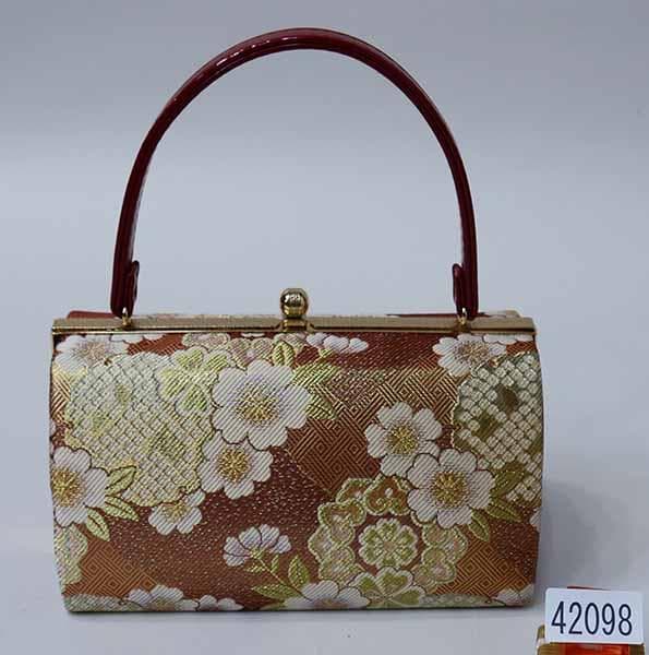 草履バッグセット 帯地 刺繍 二段 フリーサイズ 赤色×金色 NO42098