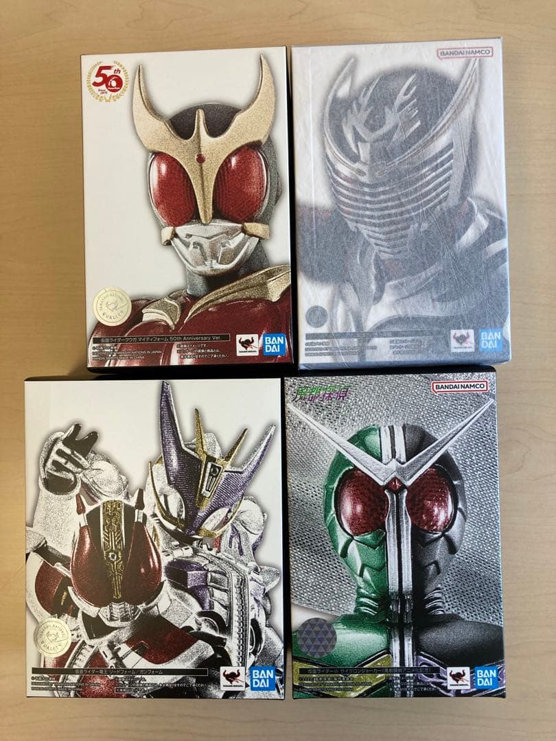S.H.Figuarts 真骨彫 仮面ライダークウガ 龍騎 ダブルW 電王