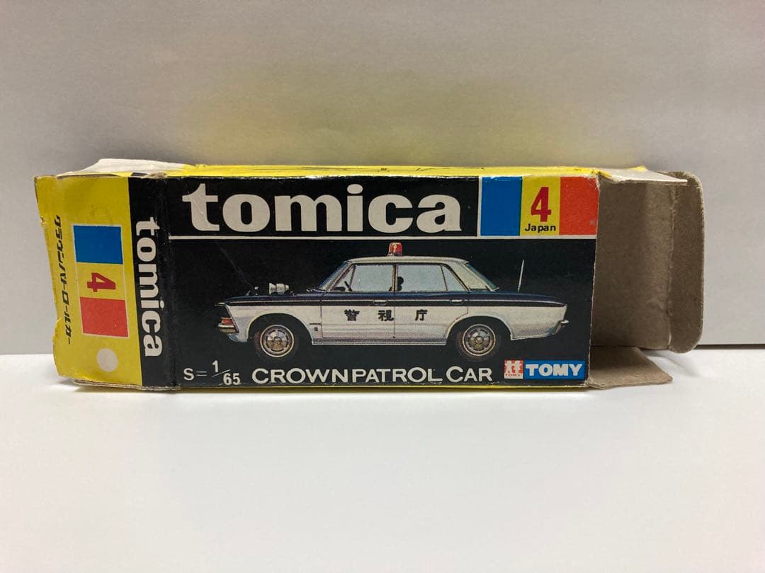トミカ　日本製　クラウン　パトロールカー　1Aホイール　赤色灯Aタイプ　色指定箱