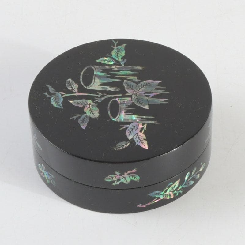 茶道具　南山谷俊成作　乾漆　蓬莱漆器　樹齢香合　共箱　V　9484