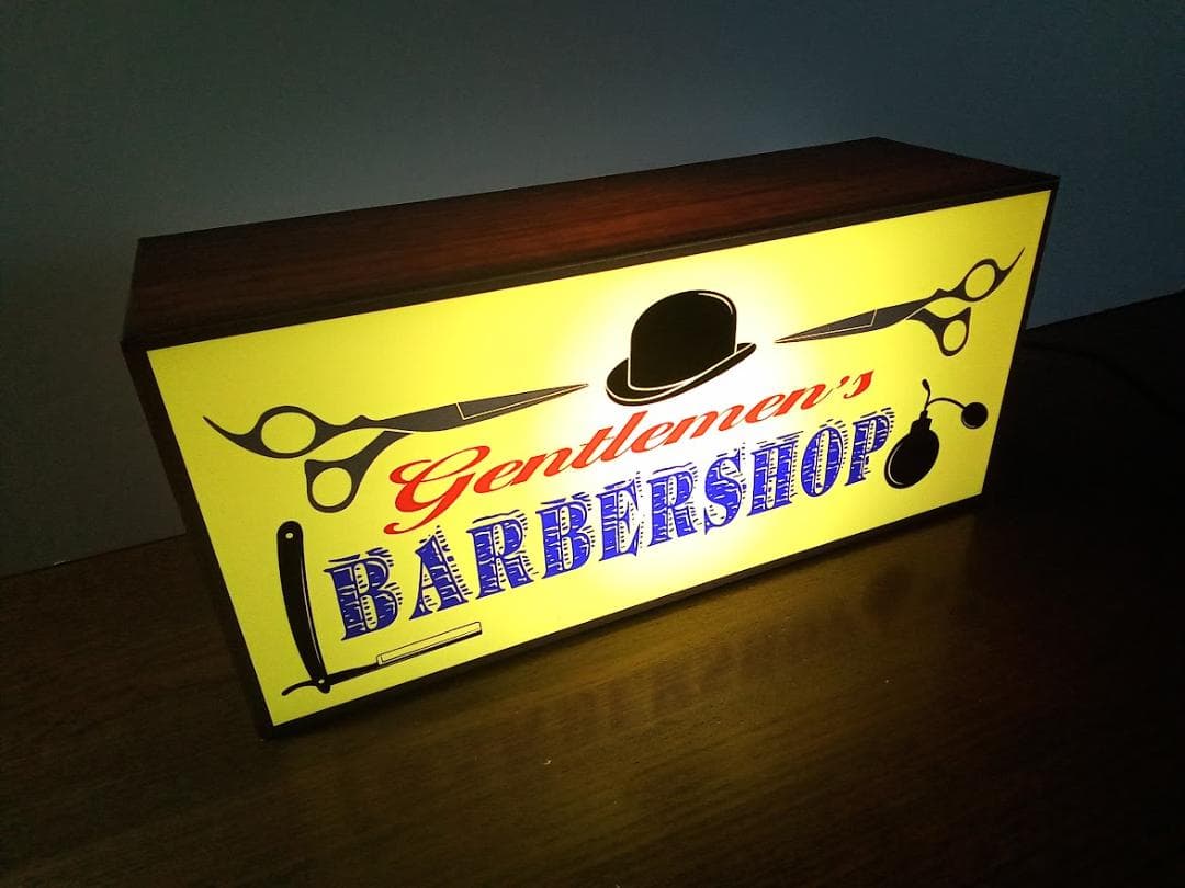 【Mサイズ】バーバー 理容室 ヘアーサロン 帽子 看板 置物 雑貨 ライトBOX