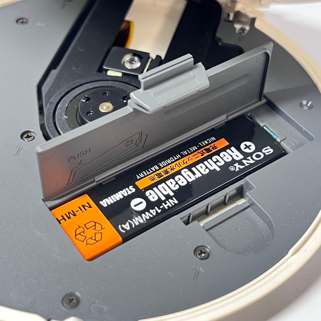 【希少】ソニー SONY D-NE820 CDウォークマン WALKMAN