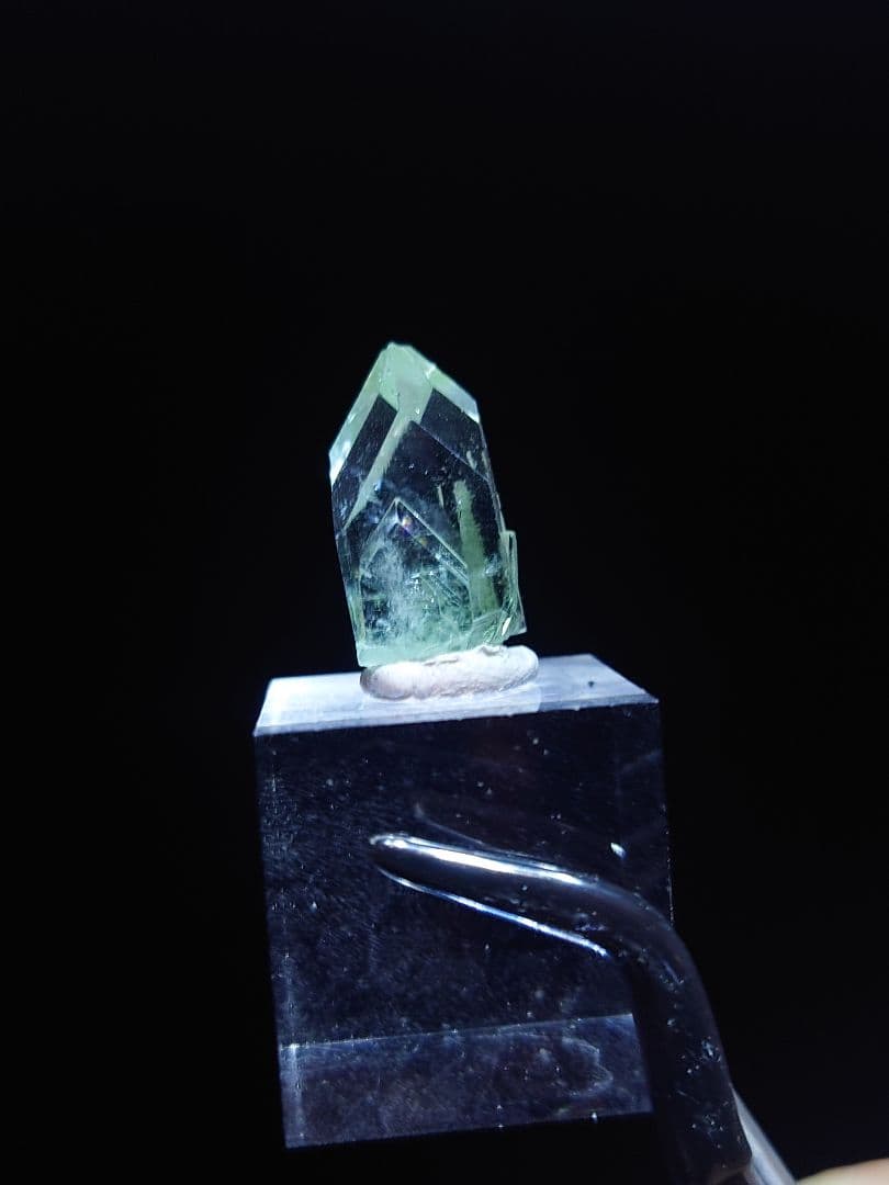 アポフィライト インド産 母岩付き 鉱石 鉱物 ミネラル 標本 原石