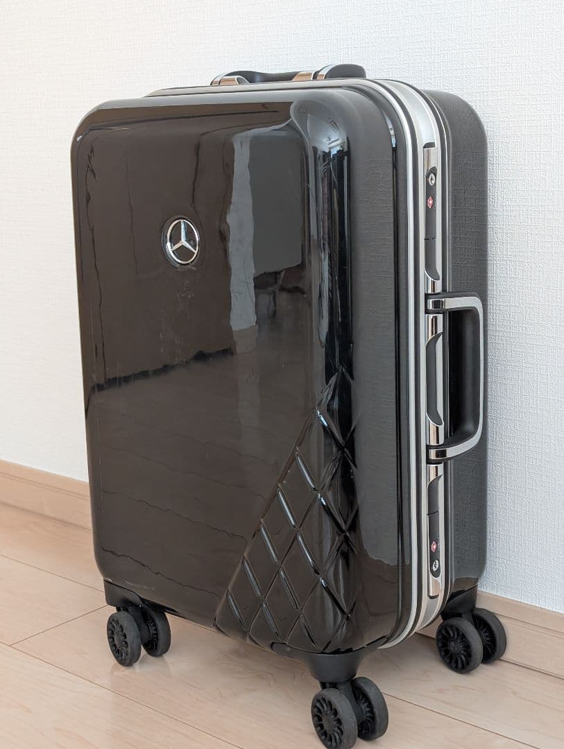 メルセデス・ベンツ　キャリーケース　機内持ち込みサイズ