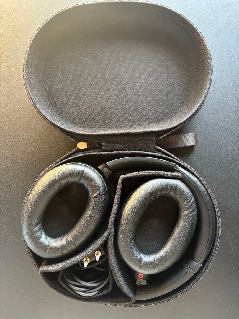 Sony ヘッドホン　WH-1000XM4