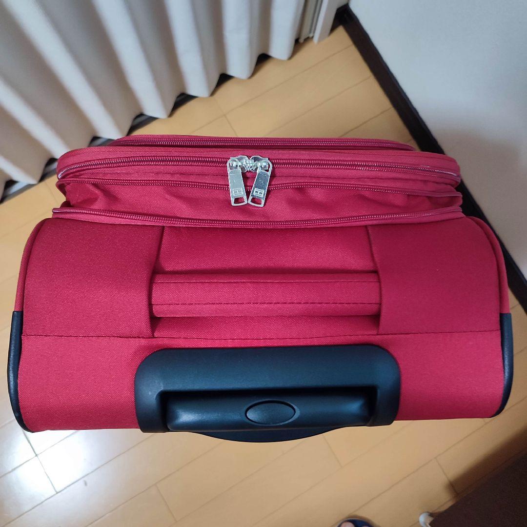   レッド キャリーケース 中型 トミーヒルフィガー