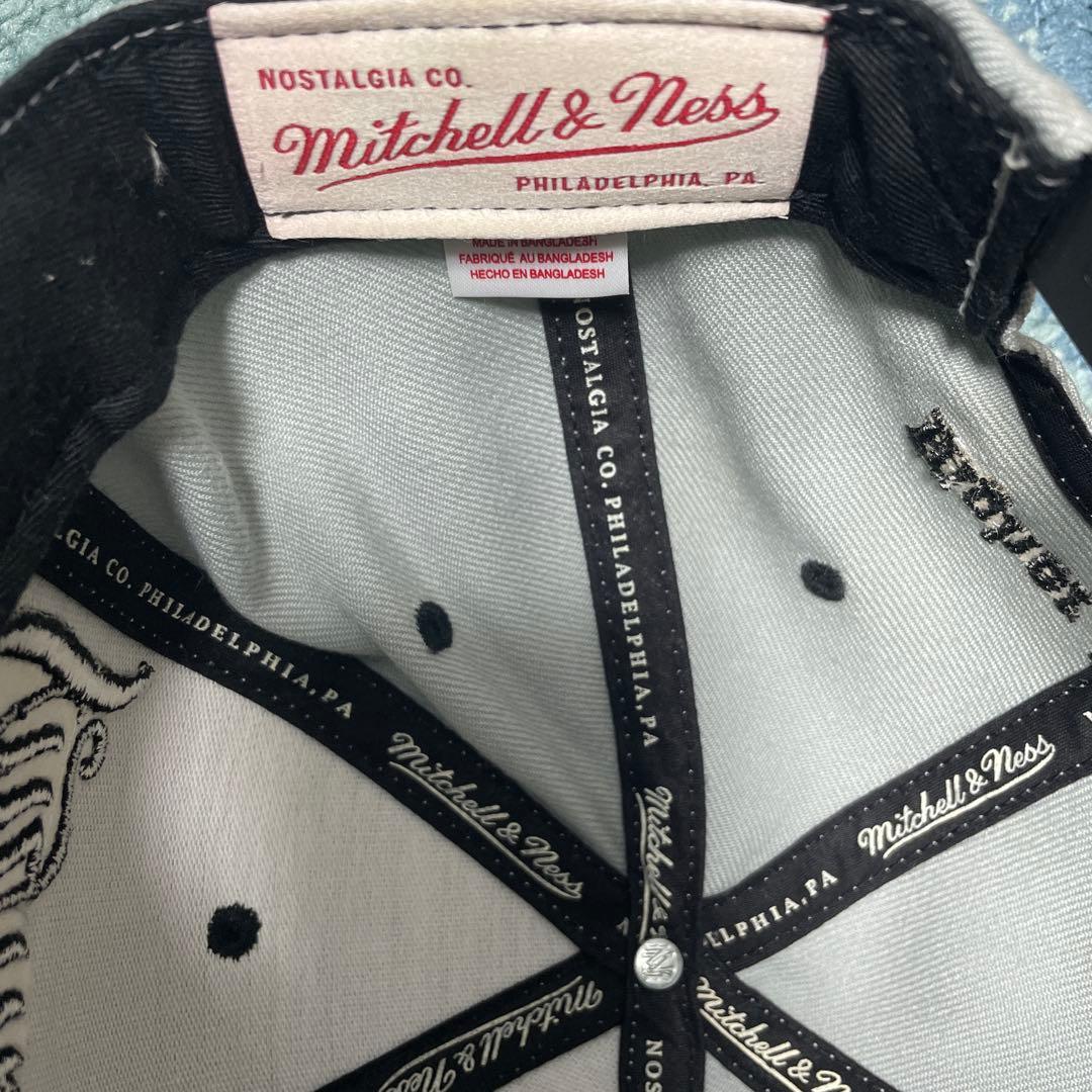 美品　オジロザウルス OZROSAURUS ベースボールキャップ