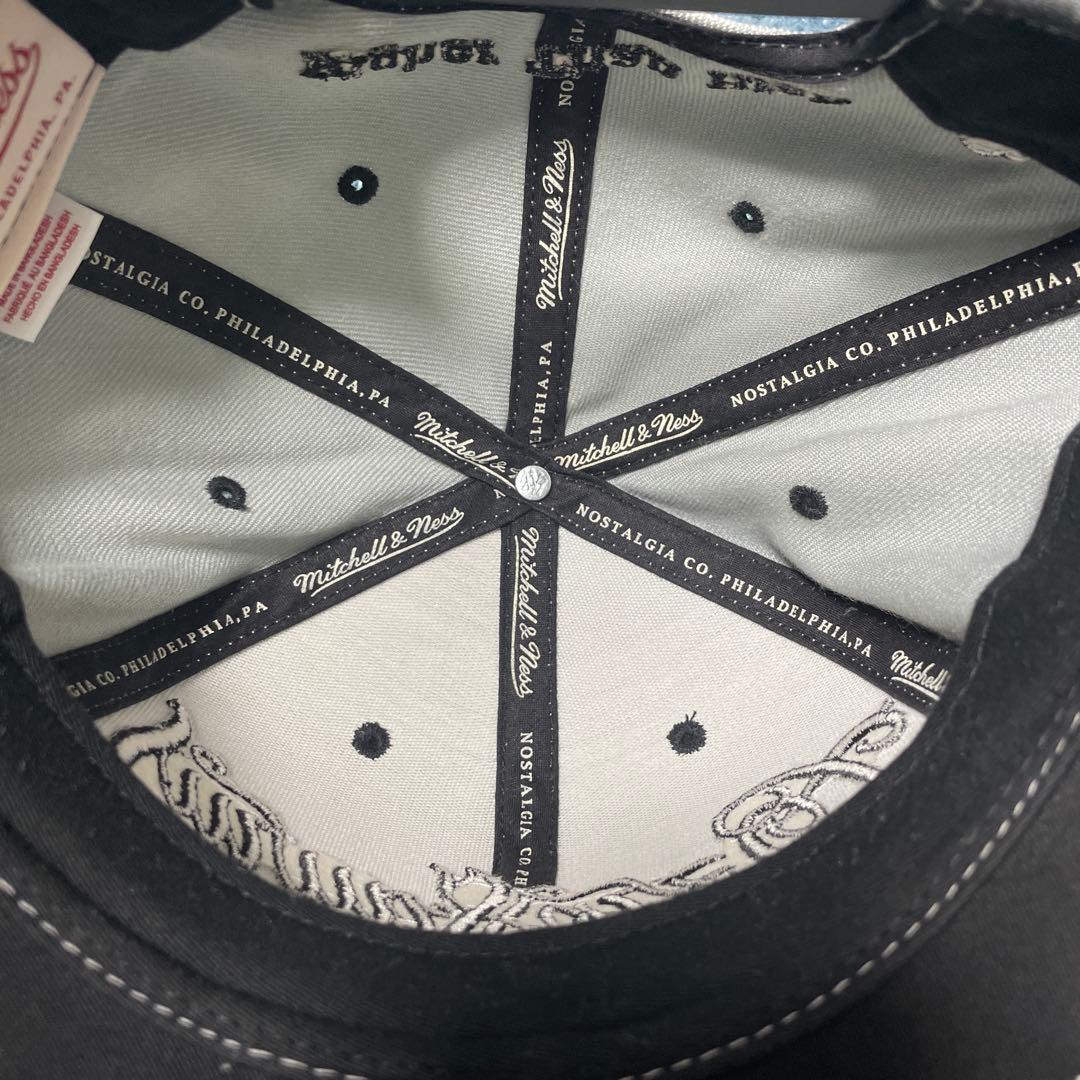 美品　オジロザウルス OZROSAURUS ベースボールキャップ