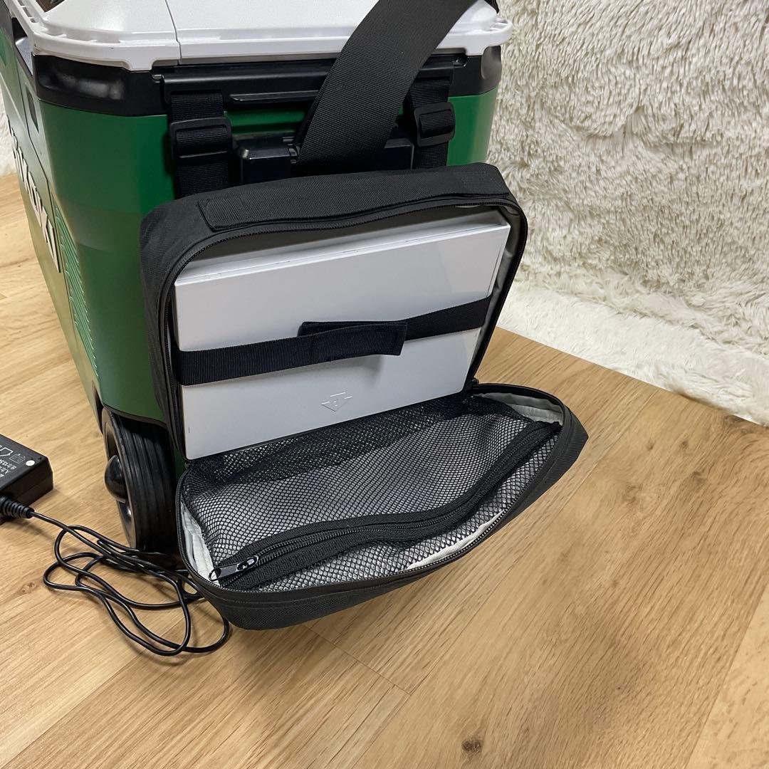 【しゅーへー】HIKOKI ハイコーキ コードレス冷温庫　UL18DB