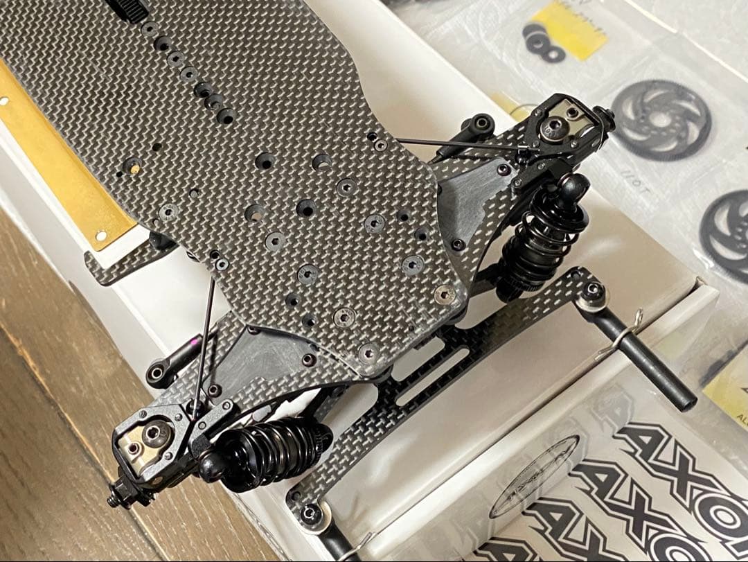 AXON TC10/3 シャーシ（カーボン仕様）　美品