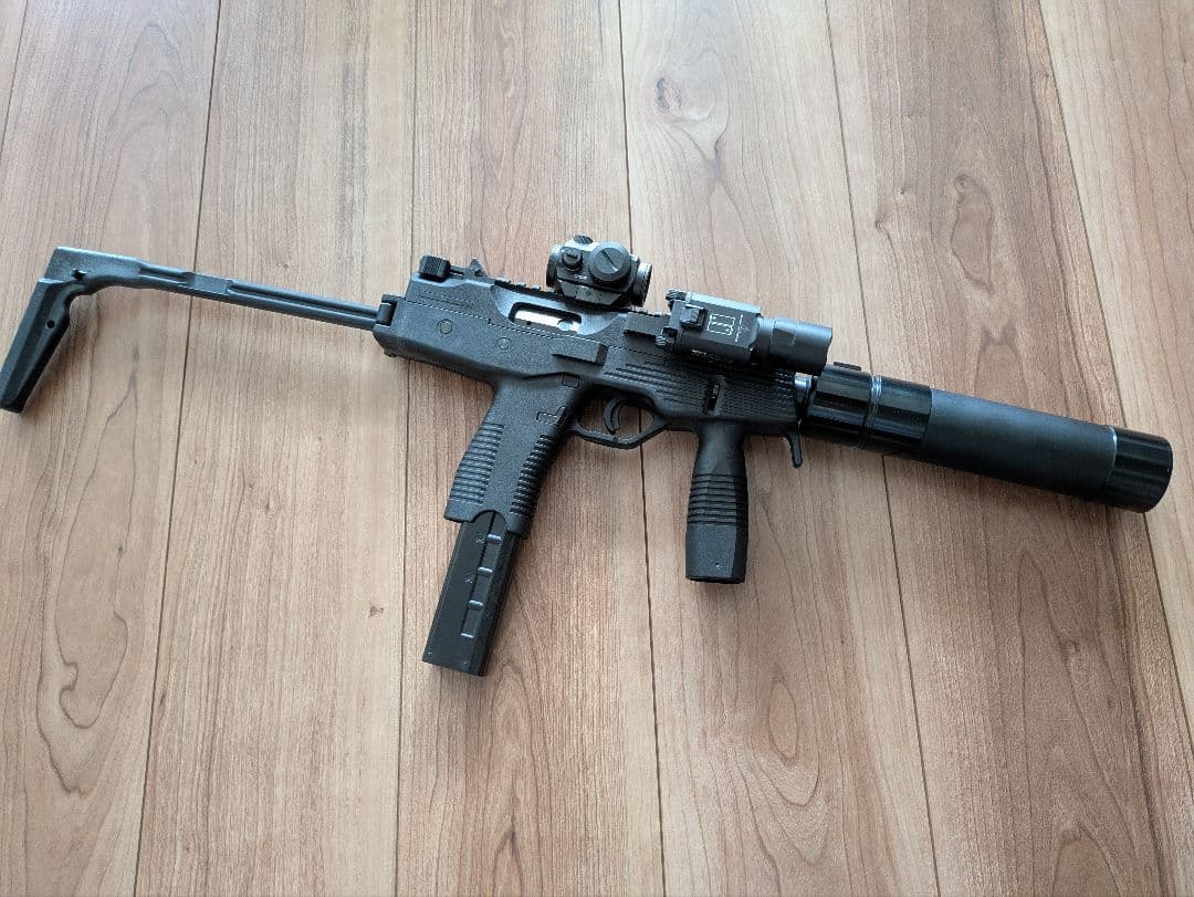 KSC(ケーエスシー) MP9 GBB ＆ 専用サプレッサー