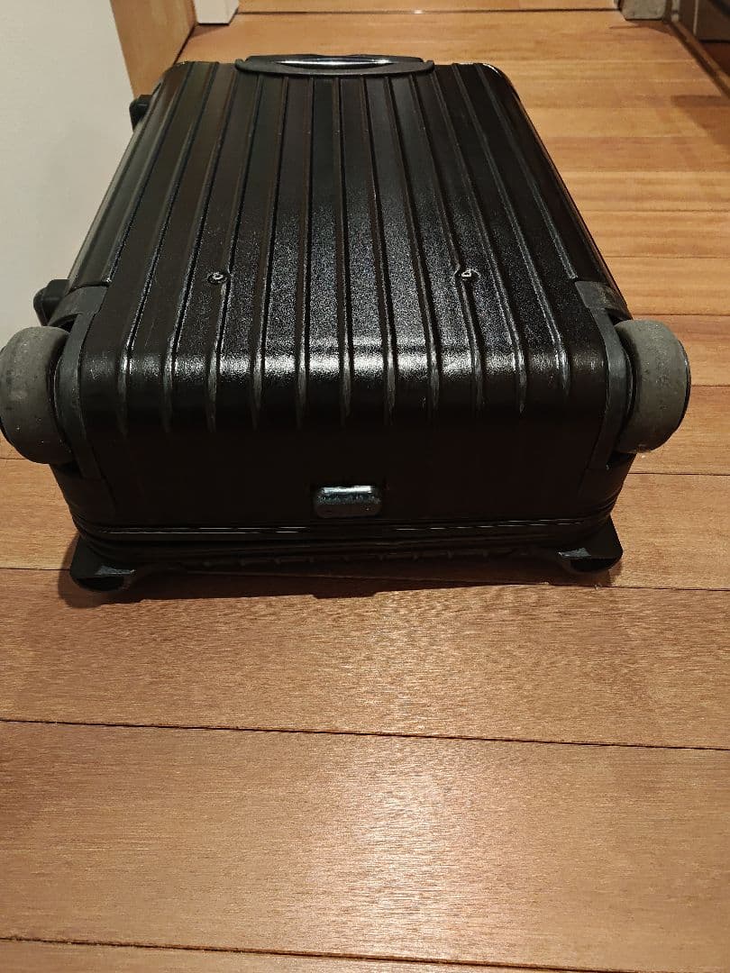 RIMOWA サルサ 黒 32l 33 35 機内持ち込みサイズリモワ
