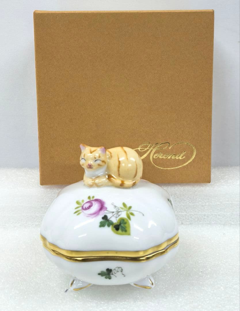 美品　ヘレンド HEREND タマゴボックス ウィーンの薔薇 猫