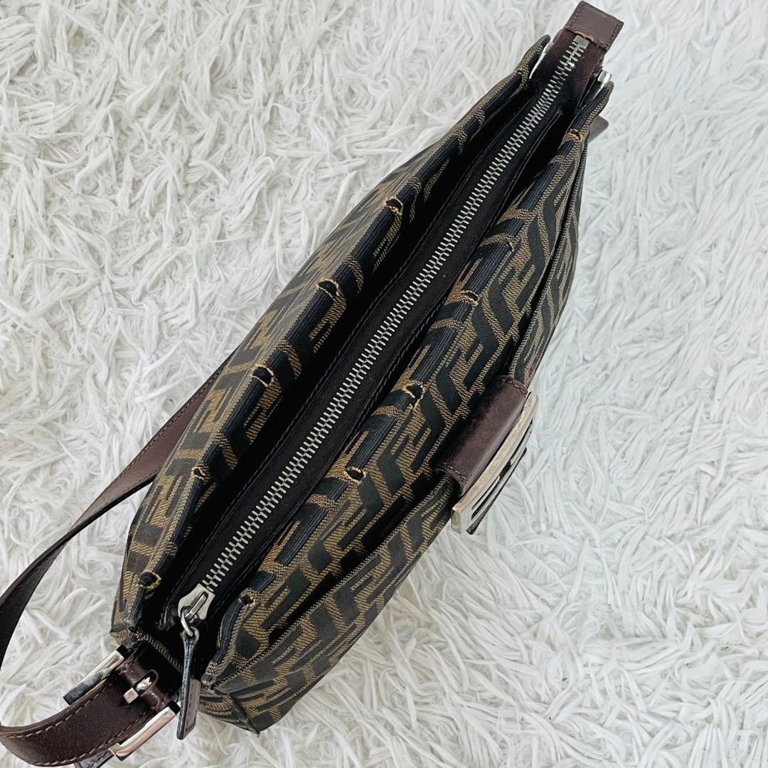 フェンディ　マンマバケット　ハンドバッグ　ショルダーバッグ　ズッカ柄