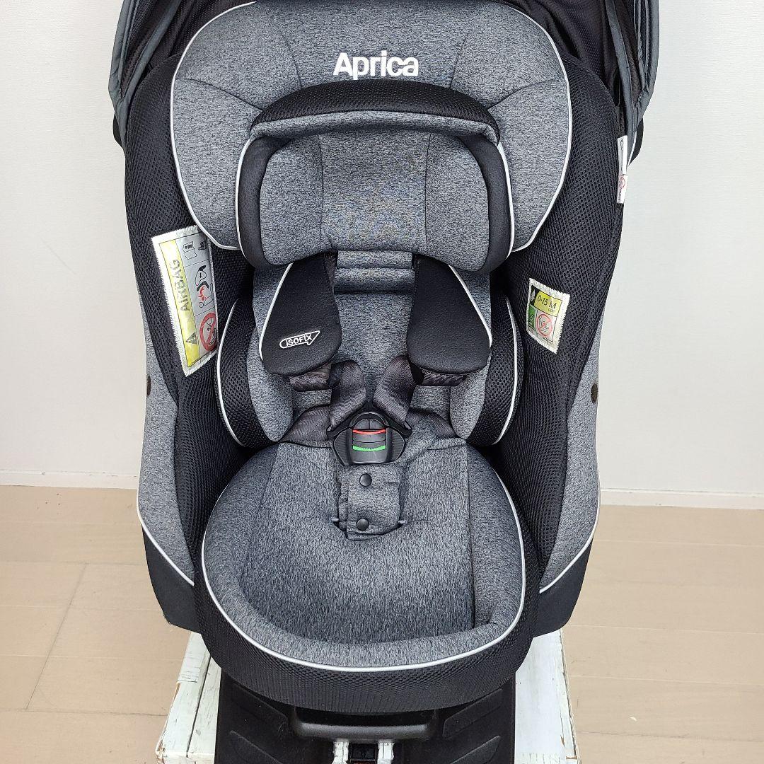 u*n様 極美品　チャイルドシート　 ISOFIX　ベッド型　ジュニアシート　ア