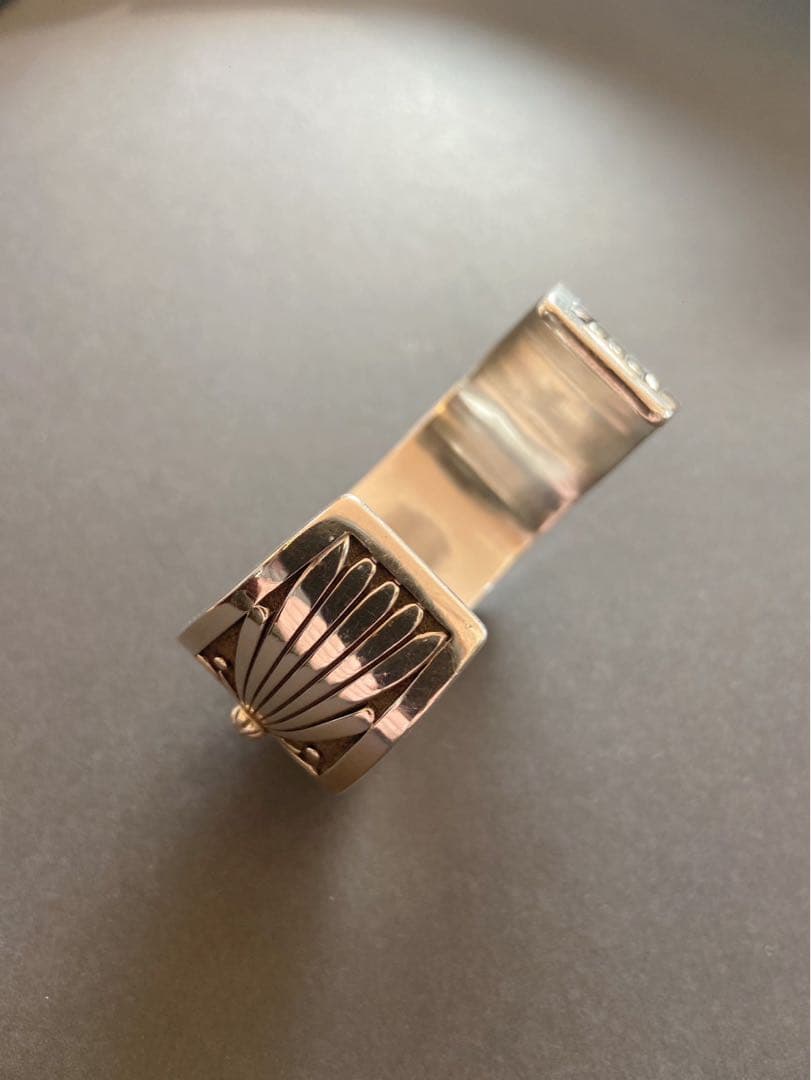 Howard Nelson ハワードネルソン　navajo バングル